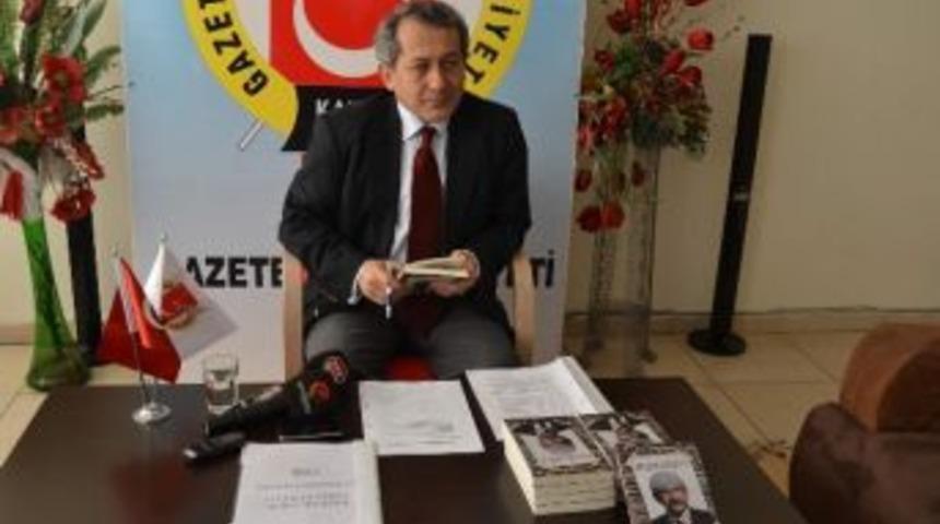 Gazeteci- Yazar İlter Sağırsoy &ldquo;ortaya Karışık K.k&rdquo; Adlı Kitabını Tanıttı