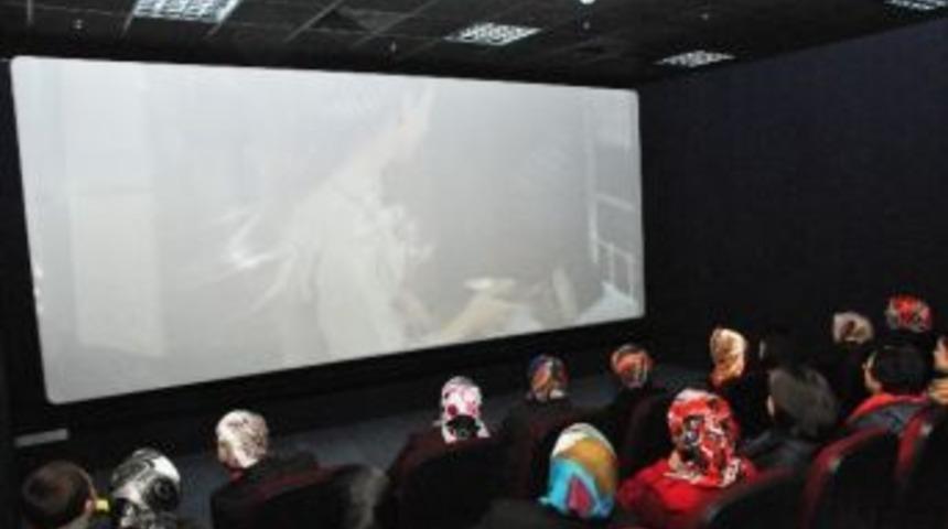 Canikli Bayanlar &lsquo;120&rsquo; Filmini İzledi