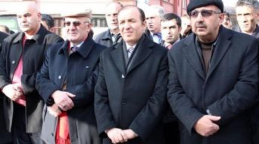 Gazeteci-yazar Uzunyaylalı'nın Acı G&uuml;n&uuml;