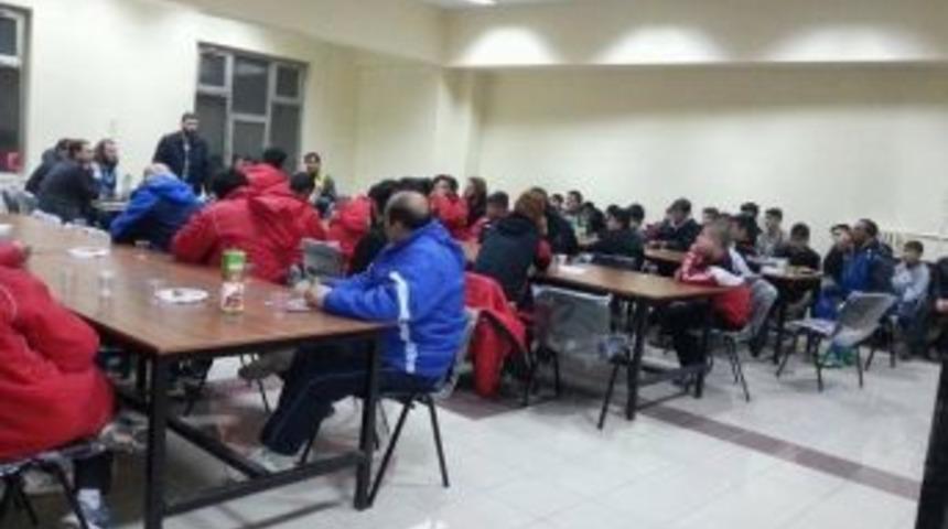 Sorgun Belediyesporlu Futbolculara Dini Eğitim Verildi