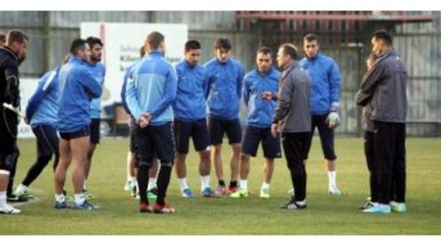 Gaziantepspor, Galatasaray Ma&ccedil;ı Hazırlıklarını S&uuml;rd&uuml;r&uuml;yor