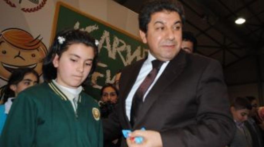 Okullarında Birinci Oldular, Altını Kaptılar