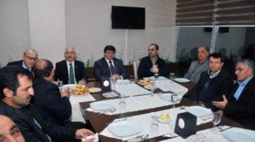 Gtso&rsquo;dan Ayg&uuml;n Onuruna Yemek