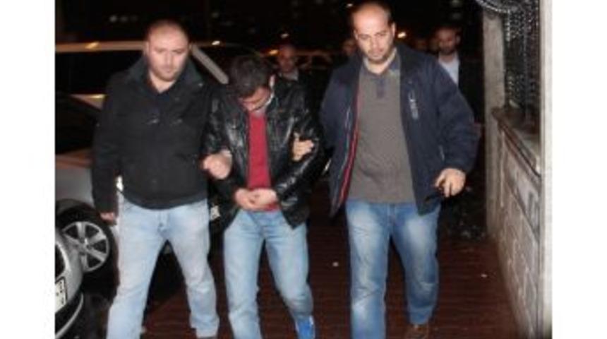 Marketi Soymak İsteyen Ş&uuml;pheli Annesini Arayınca Yakalandı
