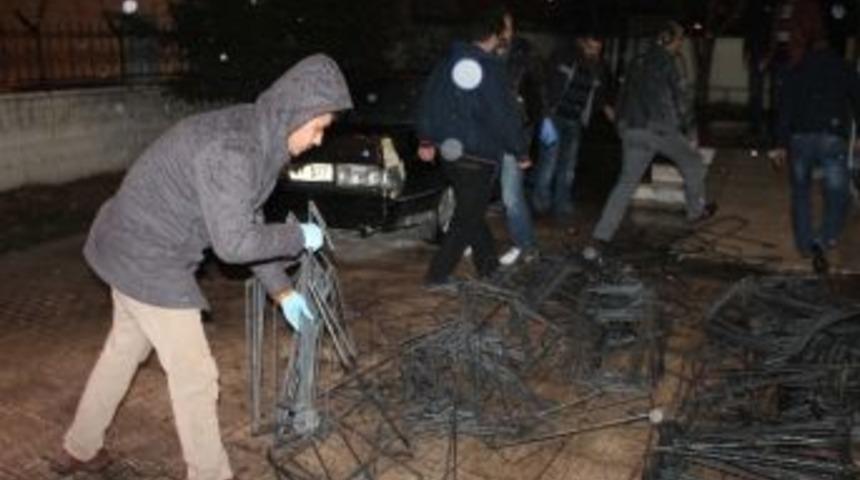 İnşaattan Demir &Ccedil;alan Hırsızlar Yakalandı