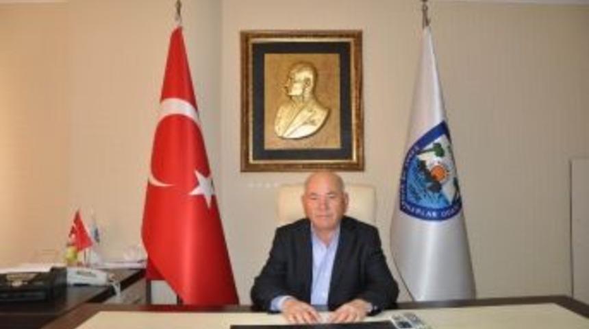 22 Yıllık Başkan G&uuml;ven Tazeledi