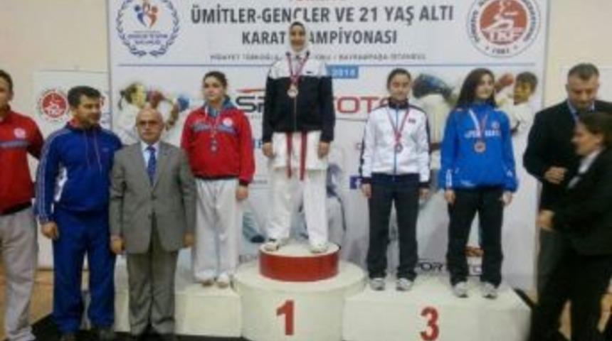 T&uuml;rkiye Şampiyonu Rumeysa, Milli Takım İle Portekiz Yolcusu