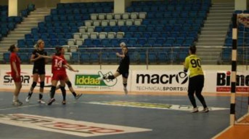 D&uuml;ellonun Galibi Yenimahalle Oldu