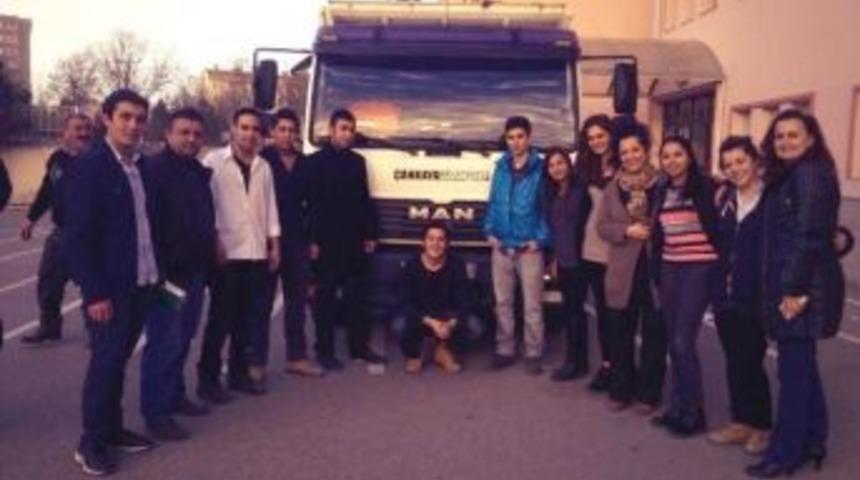 &Ccedil;ankaya-tınaztepe Eğitim İ&ccedil;in El Ele