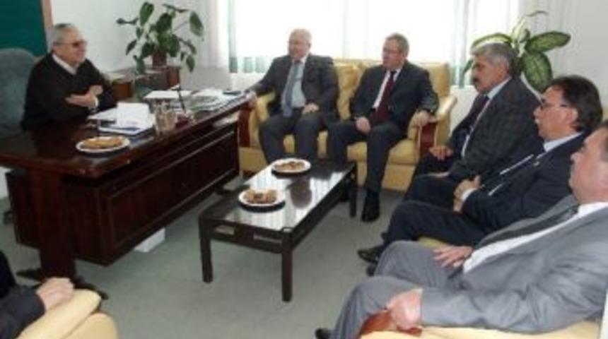 G&uuml;m&uuml;ş&rsquo;ten Muğlaspor&rsquo;a Ziyaret