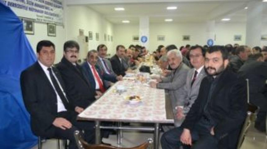 T&uuml;rk Eğitim Sendikasından Dayanışma Yemeği