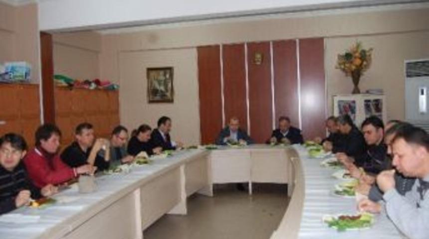 Vali Yardımcısı S&uuml;zen, &Ouml;ğretmenleri Tebrik Etti