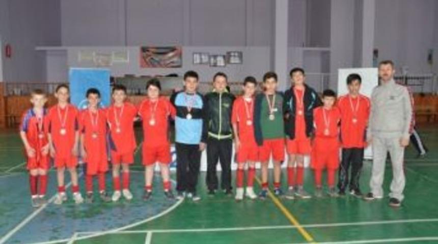 Hentbol M&uuml;sabakaları Heyecanı Sona Erdi