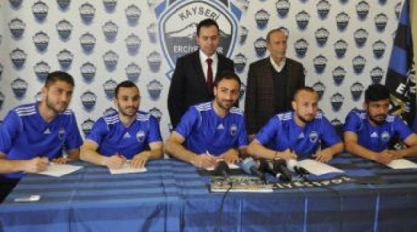 Kayseri Erciyesspor&rsquo;da Yeni Transferler İmza Attı