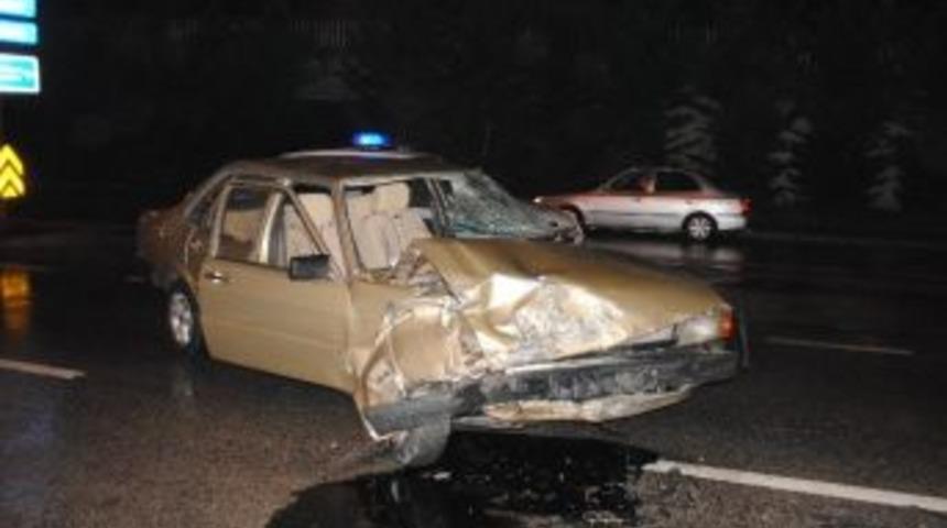 Ge&ccedil;iş İhlali Kazaya Neden Oldu: 2 Yaralı