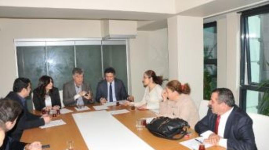 Chp İzmir&rsquo;de Eğilim Yoklaması Zirvesi