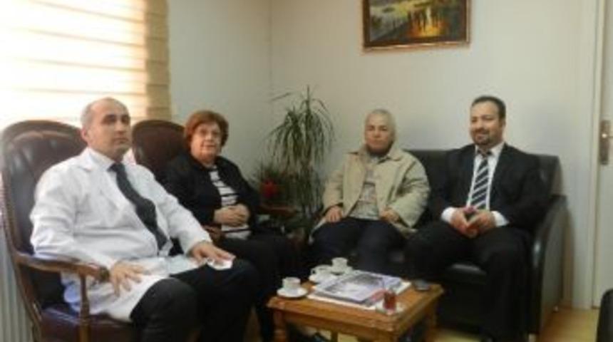 &Ccedil;om&uuml; Tıp Fak&uuml;ltesi Hastanesi&rsquo;ne Bağış