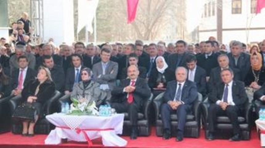 Bakan M&uuml;ezzinoğlu, Kırşehir Ağız Ve Diş Sağlığı Hastanesi'ni A&ccedil;tı