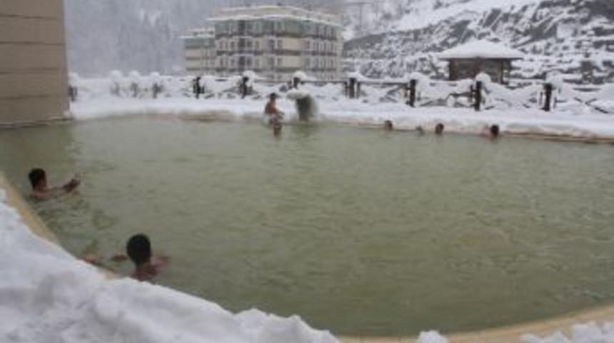 Grip Salgını Tatilcileri Termal&rsquo;e İtti