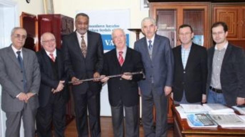 Sudan&rsquo;dan İhlas Vakfına Teşekk&uuml;r Nişanesi