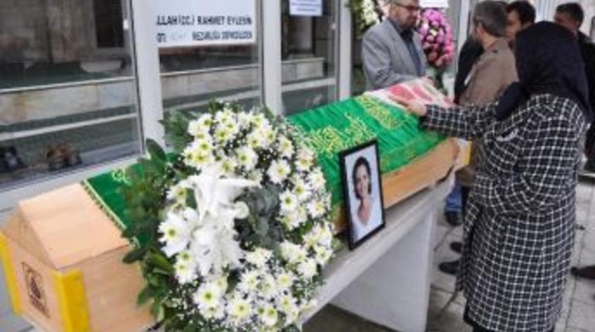 Gen&ccedil; Do&ccedil;ent Son Yolculuğuna Uğurlandı