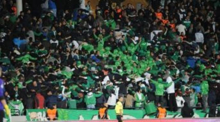 Bursaspor&rsquo;dan Taraftarına &Ccedil;irkin Tezah&uuml;rat Uyarısı