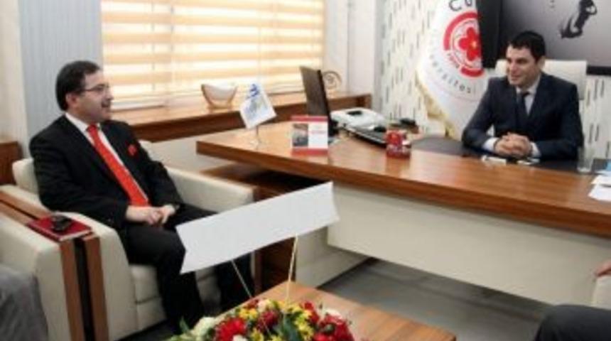 Ak Parti İl Başkanı Şahin, Cumhuriyet &Uuml;niversite&rsquo;sini Ziyaret Etti