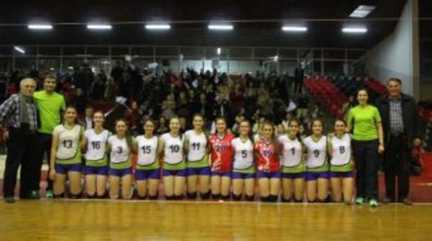 Tepebaşılı Kızların Bileği B&uuml;k&uuml;lm&uuml;yor