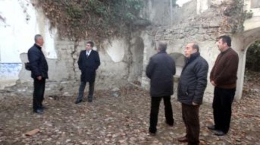 Seyit Derviş Mehmet Ağa Şerifi&rsquo;nin Restorasyonu İ&ccedil;in &Ccedil;alışmalar Başladı