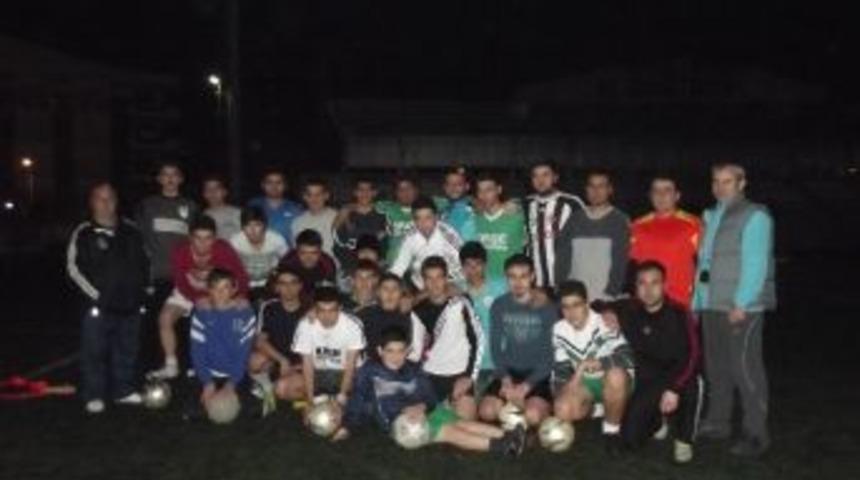 Kızılcak&ouml;yspor Yeni Sezon Hazırlıklarını S&uuml;rd&uuml;&uuml;ryor