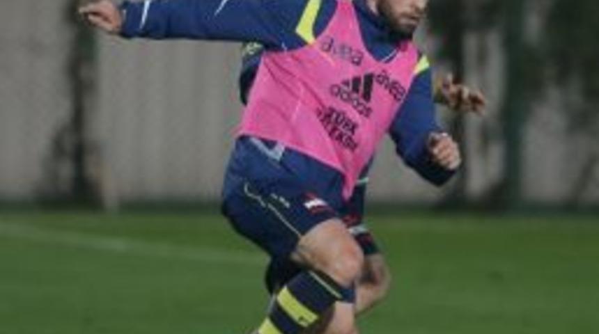 Fenerbah&ccedil;e, Torku Konyaspor Ma&ccedil;ı Hazırlıklarını S&uuml;rd&uuml;r&uuml;yor