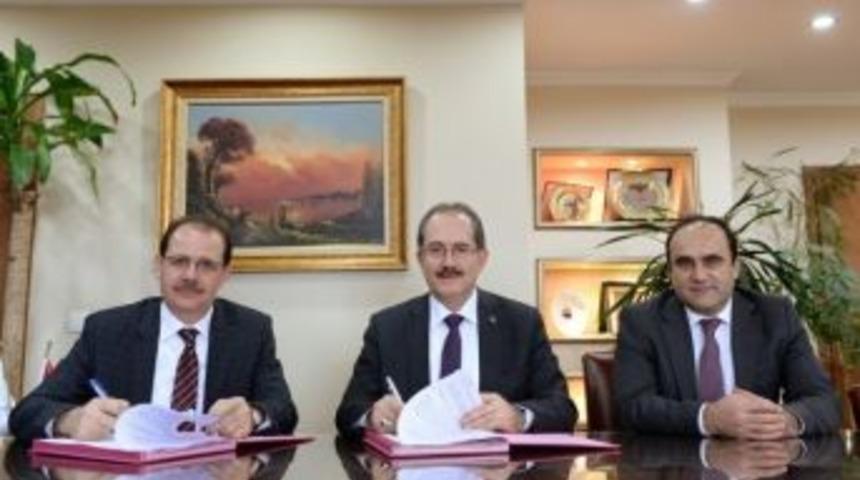 Yeni Kamp&uuml;s İ&ccedil;in İmzalar Atıldı