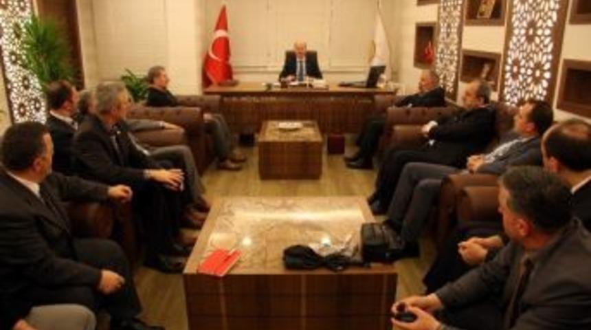 Memur-sen&rsquo;den Ak Parti Ziyareti