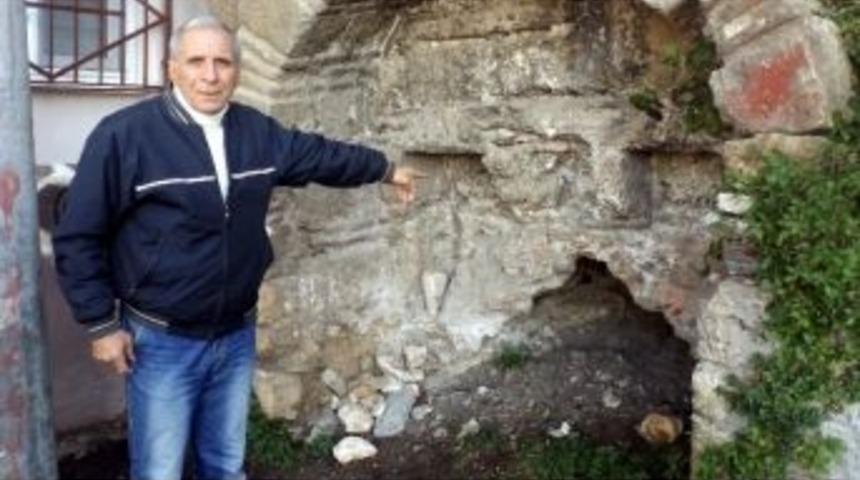 Tarihi &Ccedil;eşmeler Tadilat Bekliyor