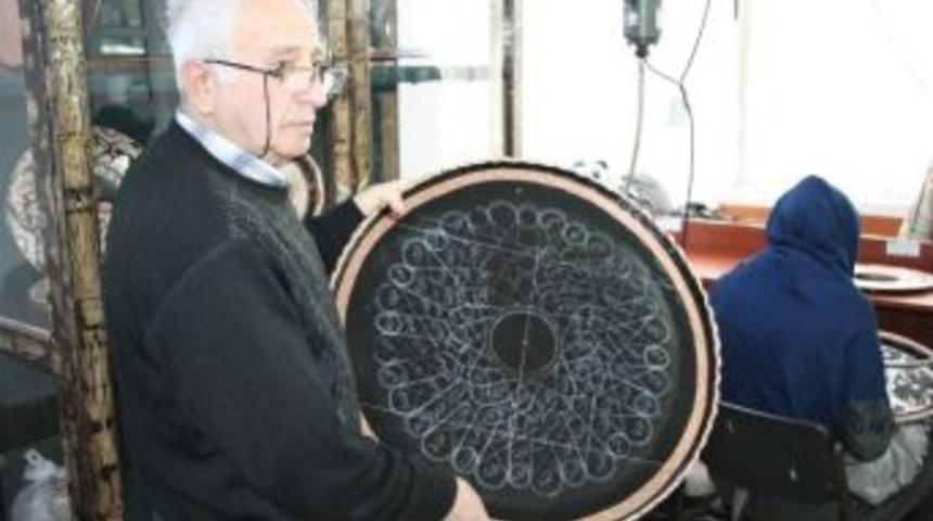 66 Yaşında Bakır İşliyor