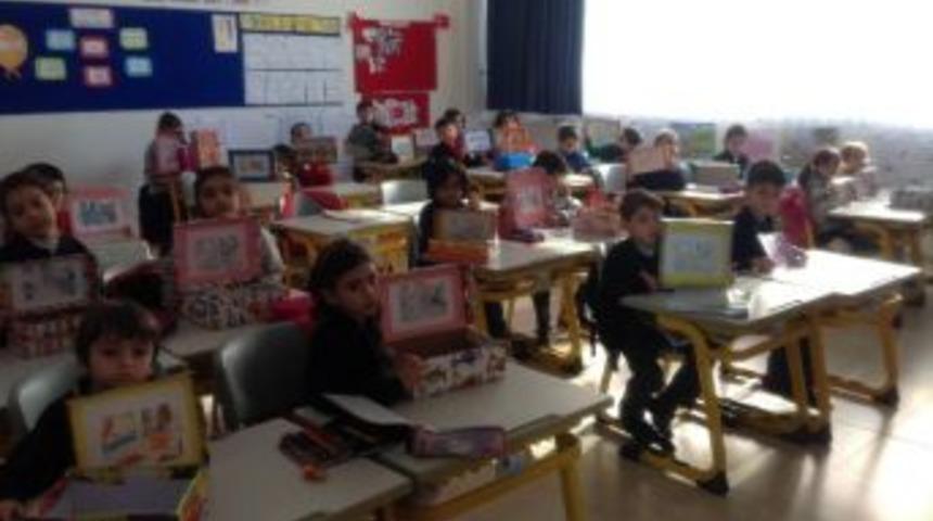 Hem &Ouml;ğreniyor Hem Becerilerini Arttırıyorlar