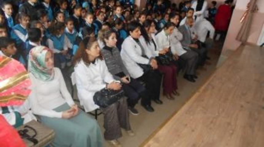 &Ouml;ğrencilere, Doğruluk Ve D&uuml;r&uuml;stl&uuml;k Anlatıldı