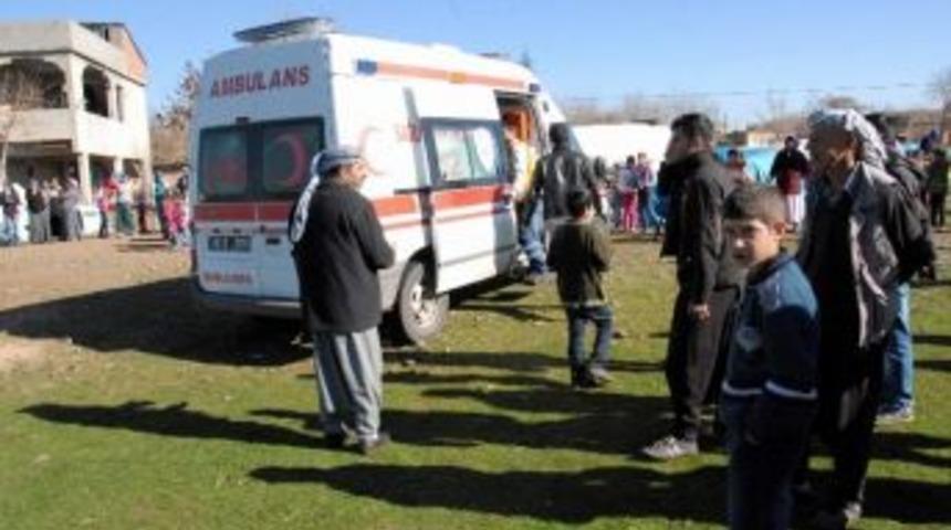 Karne D&ouml;n&uuml;ş&uuml; &Ouml;ğretmenler Kaza Yaptı: 2 Yaralı