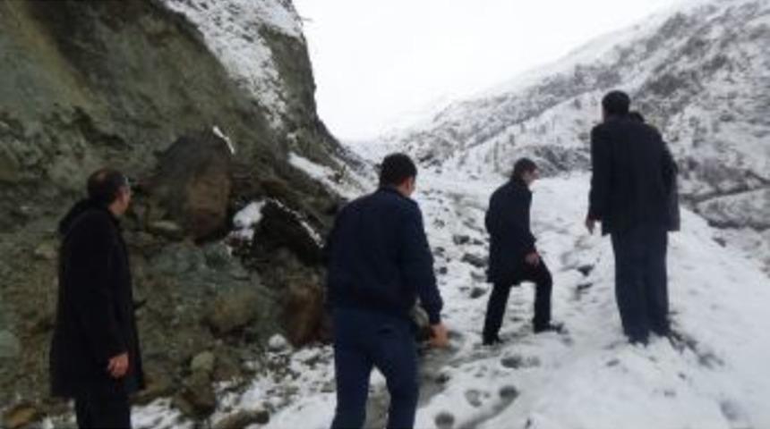 Kaymakam Maraşlı, Kayacık K&ouml;y&uuml;n&uuml; Ziyaret Etti