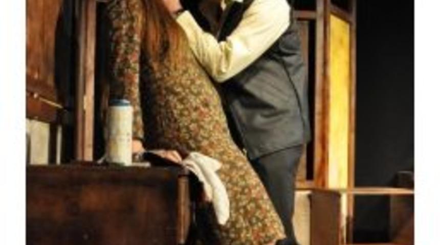 "eski Fotoğraflar" G&ouml;lc&uuml;k'te Seyirciyle Buluştu