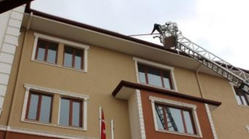 Buz Kırma Ekibi İş Başında