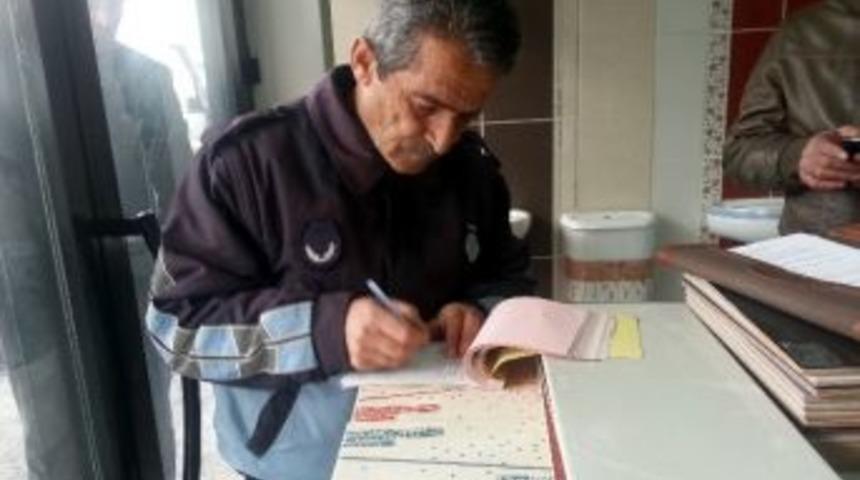 Y&uuml;ksekova Belediyesi &Ccedil;atı Karlarını Zamanında Atmayan Binalara Ceza Kesi