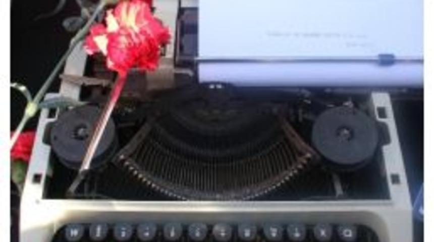 Uğur Mumcu Harbiye'deki Anıtı &Ouml;n&uuml;nde Anıldı