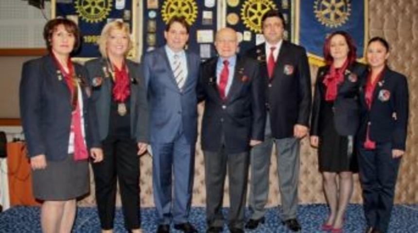 Başkan Tartan Farklı İzmir Vizyonu &Ccedil;izdi