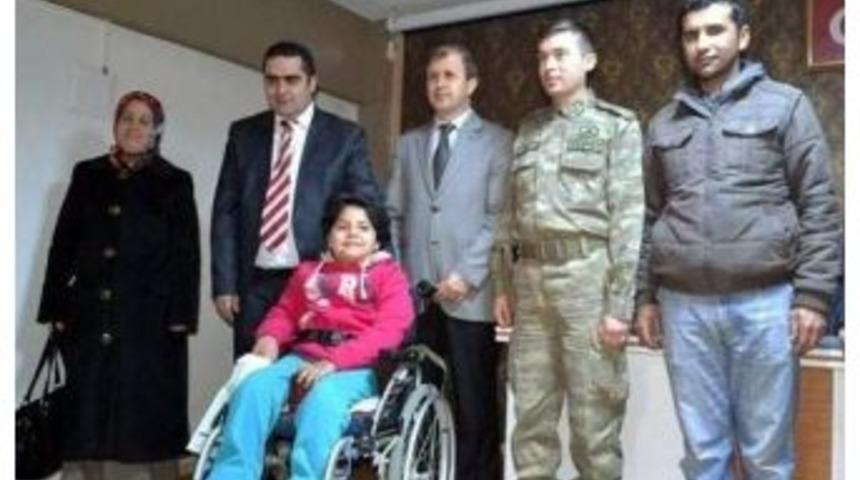 Besni&rsquo;de Başarılı &Ouml;ğrenciler &Ouml;d&uuml;llendirildi