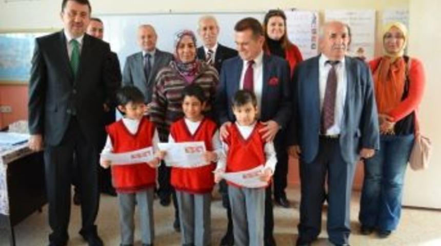 S&ouml;ke&rsquo;de &Uuml;&ccedil;&uuml;zlerin İlk Karne Sevinci