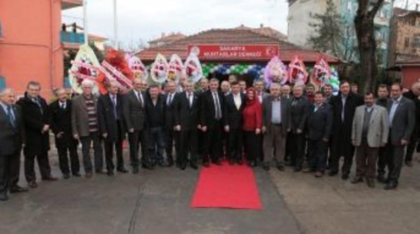 Muhtarlar Derneği Hizmet Binası A&ccedil;ıldı
