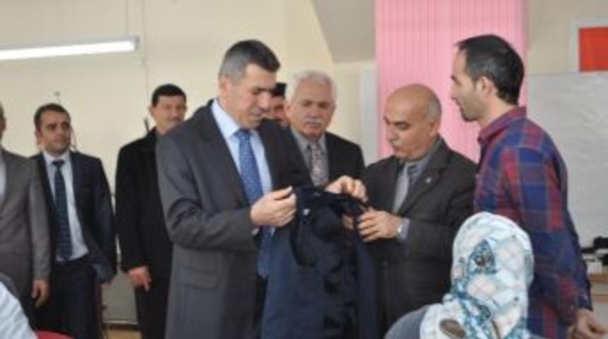 D&uuml;nyaca &Uuml;nl&uuml; Marka Demirci&rsquo;de Bayanların Elinden Ge&ccedil;iyor