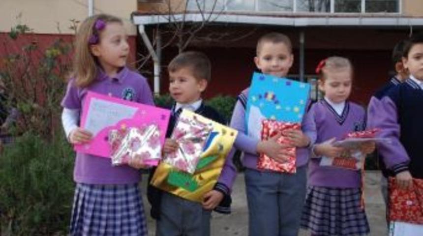 &Ccedil;anakkale'de 73 Bin &Ouml;ğrenci Karne Aldı