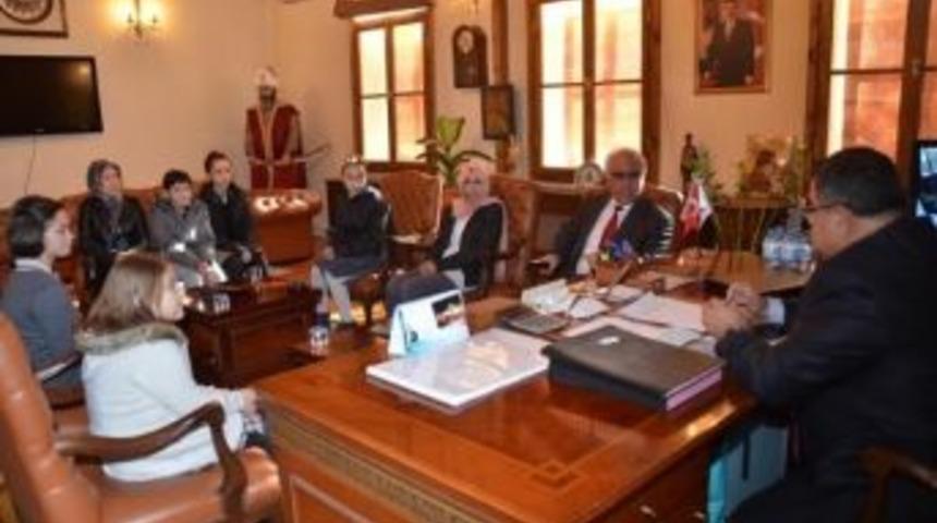 Bilecik Kent Konseyi &Ccedil;ocuk Meclisi'nden Başkan Yağcı'ya Ziyaret